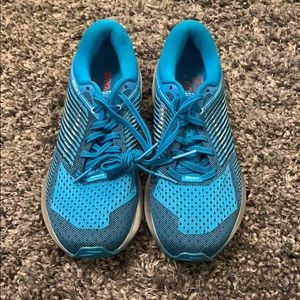 Brooks Levitate (Version 1)